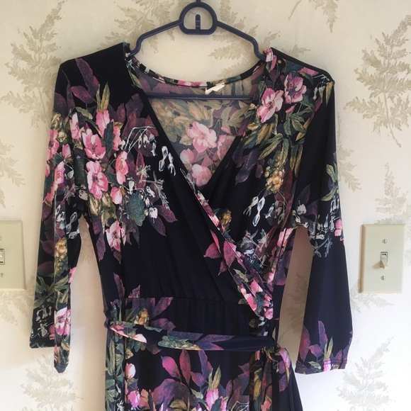 Pinkblush Maternity Maxi Dress - Picture 4 of 7